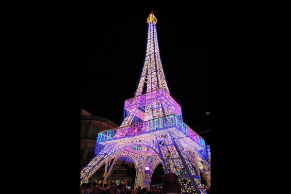 Ricami di luce alla Festa di Santa Domenica